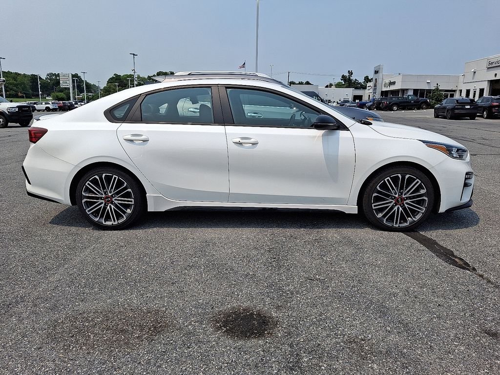 Used 2021 White Kia GT image 7