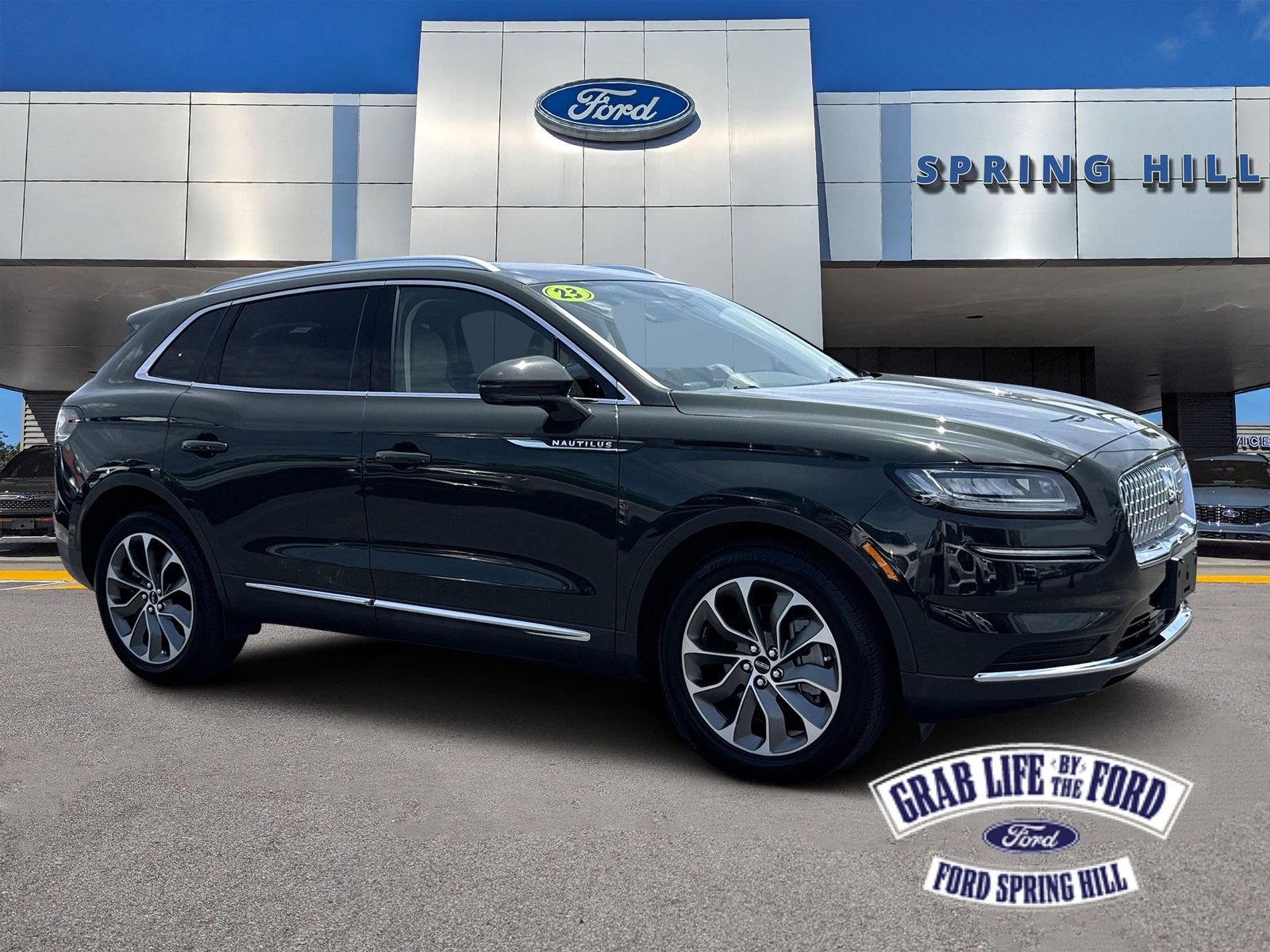 2023 Lincoln Nautilus Reserve AWD's photo