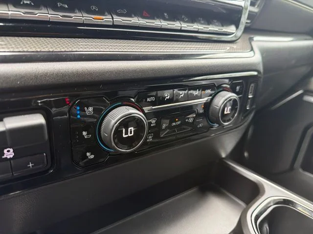 Used 2023 White Chevrolet ZR2 image 18