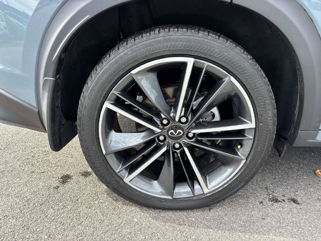 Certified Used 2023 Gray INFINITI SPORT image 31