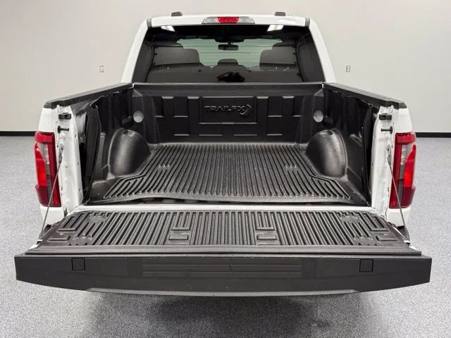 Used 2024 White Ford XLT image 11