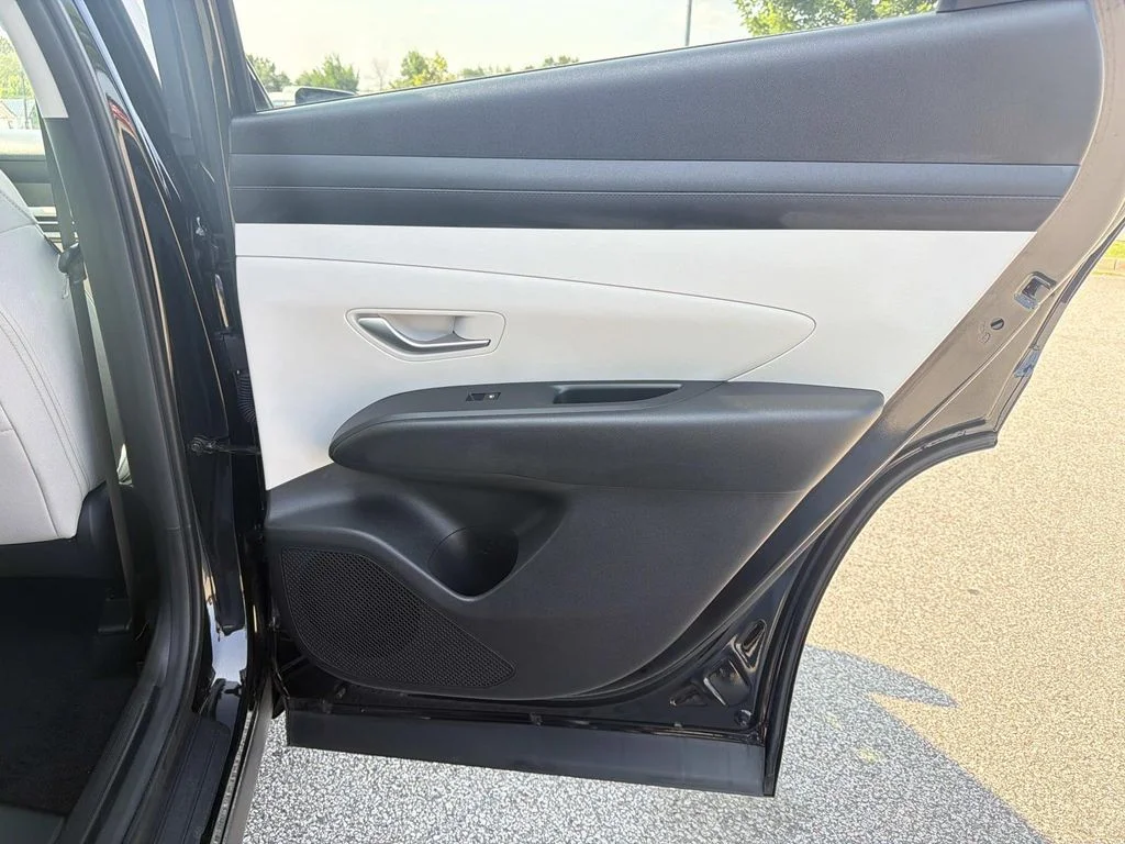 Used 2026 Black Hyundai SEL image 24