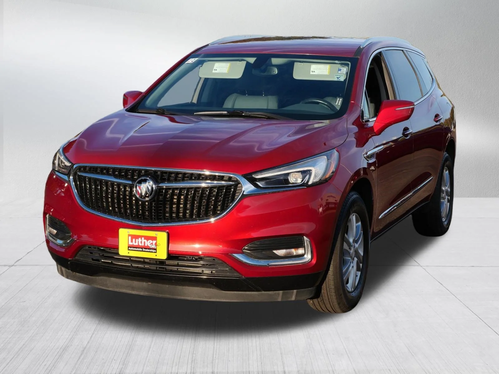 Used 2018 Red Quartz Tintcoat Buick Essence image 2