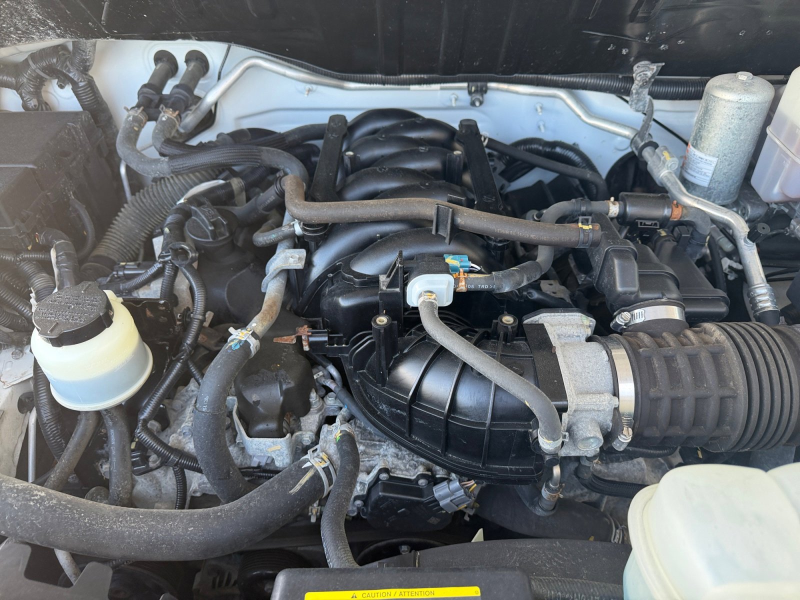 Used 2020 White Nissan SV image 7