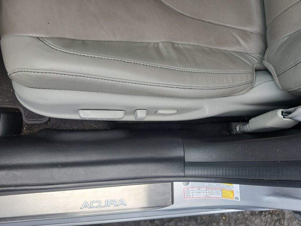 Used 2020 Lunar Silver Metallic Acura w/Technology Pkg image 19