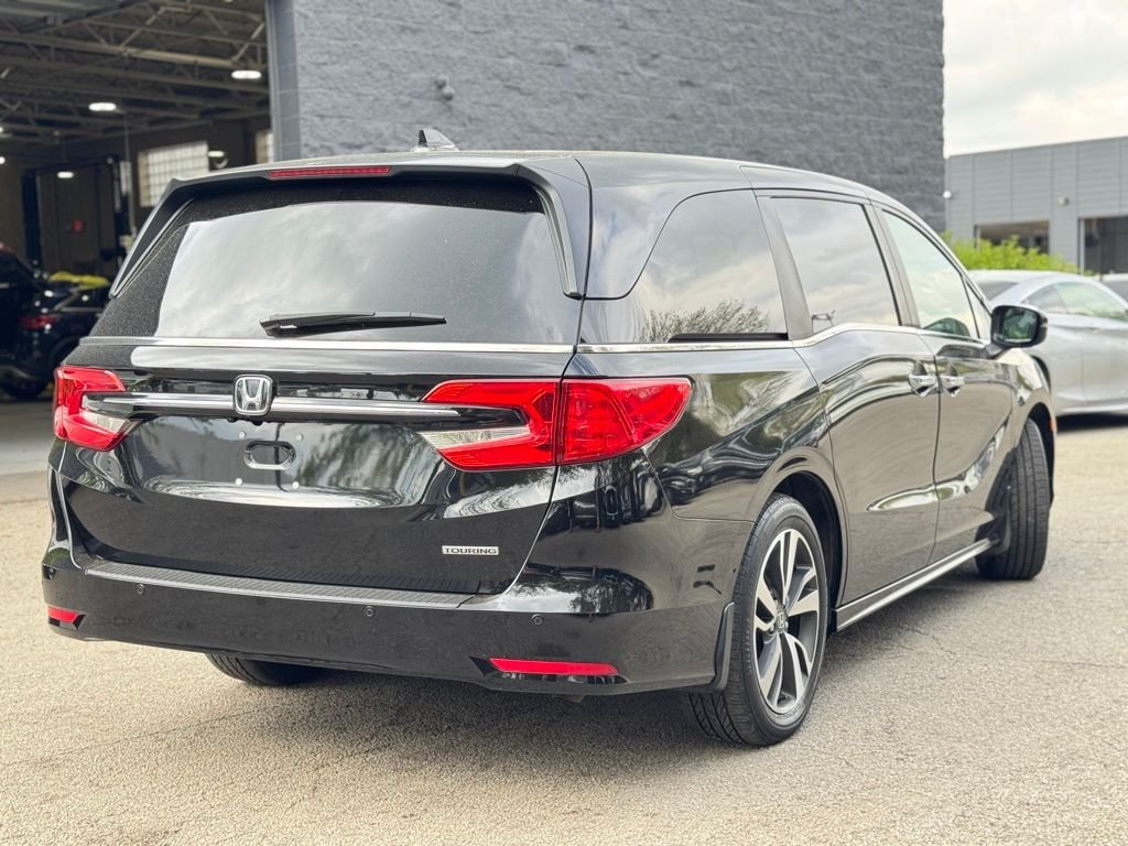 Used 2024 Crystal Black Pearl Honda Touring image 6