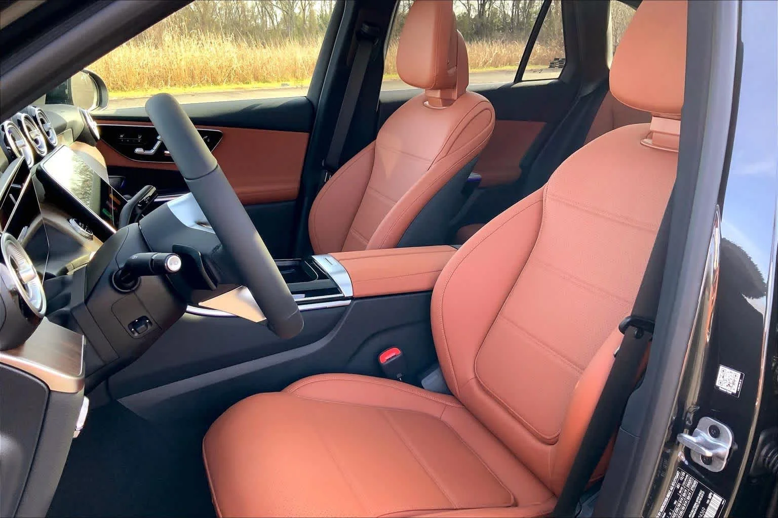 New 2026 Graphite Grey Metallic Mercedes-Benz GLC 300 image 9