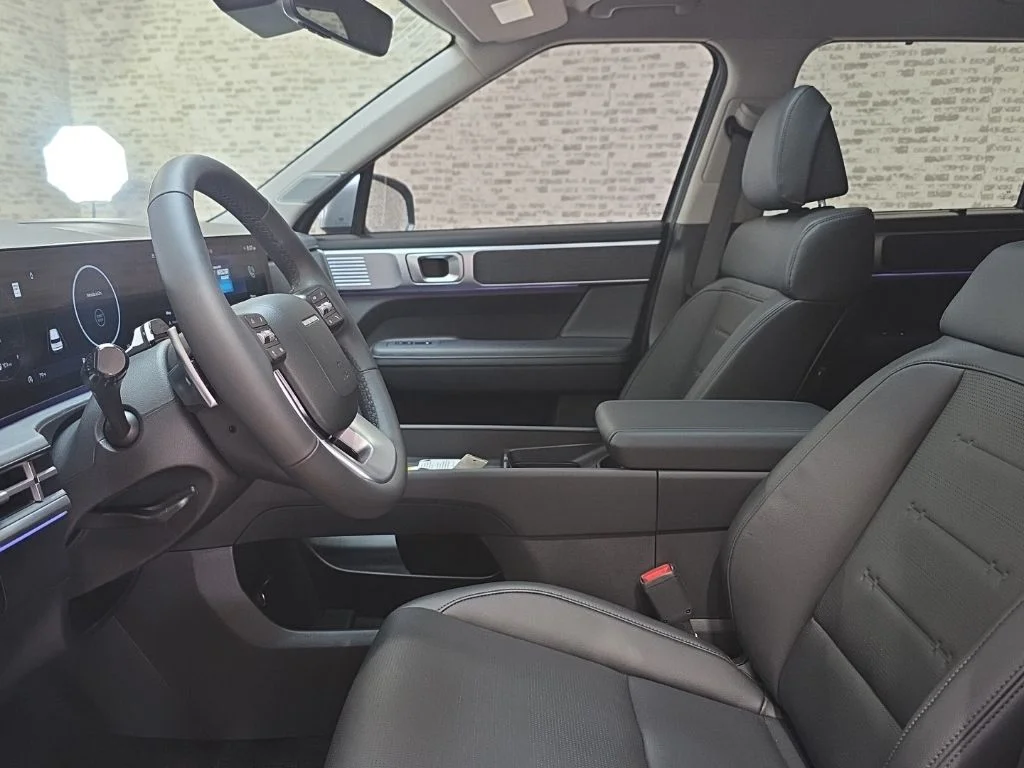 New 2026 Shimmering Silver Hyundai Limited image 23