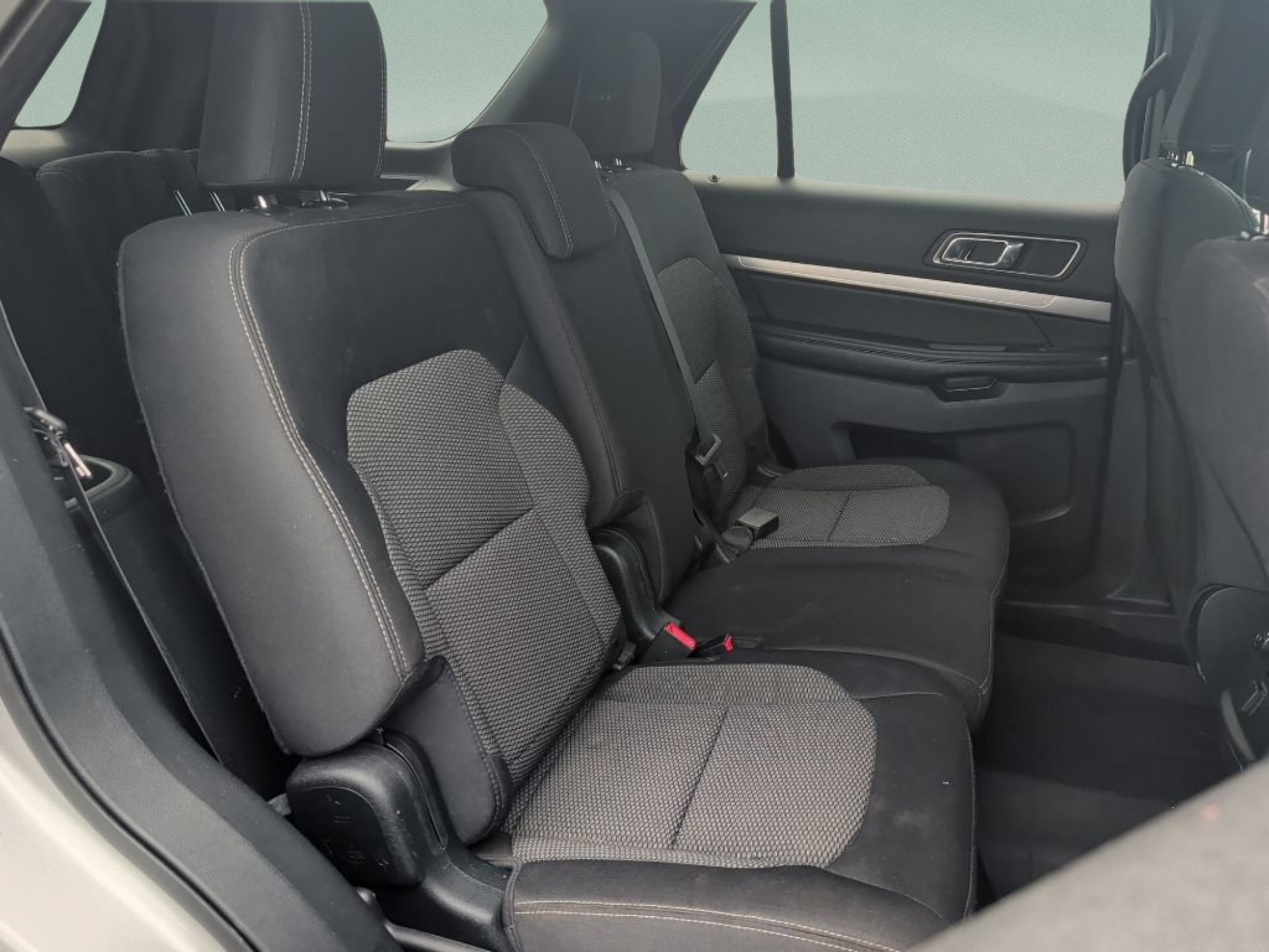 Used 2018 Ingot Silver Ford XLT image 38