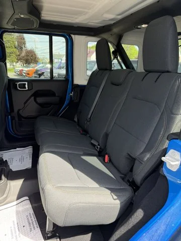 2026 Jeep Wrangler 4-Door Willys - Photo 16