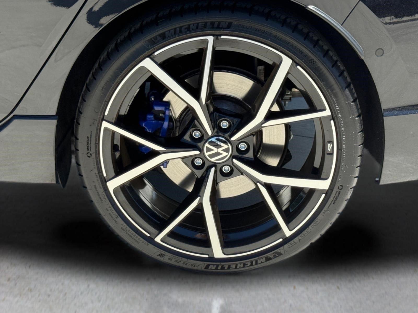 Used 2024 Deep Black Pearl Volkswagen 4Motion image 14