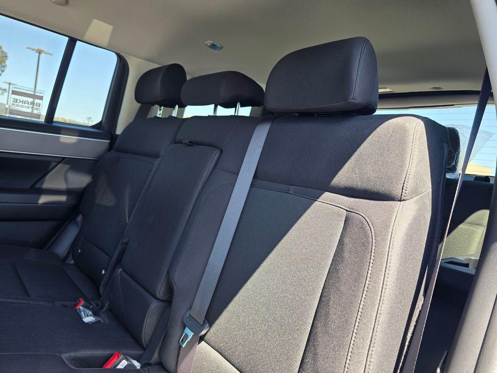 New 2026 Gray Hyundai SE image 18
