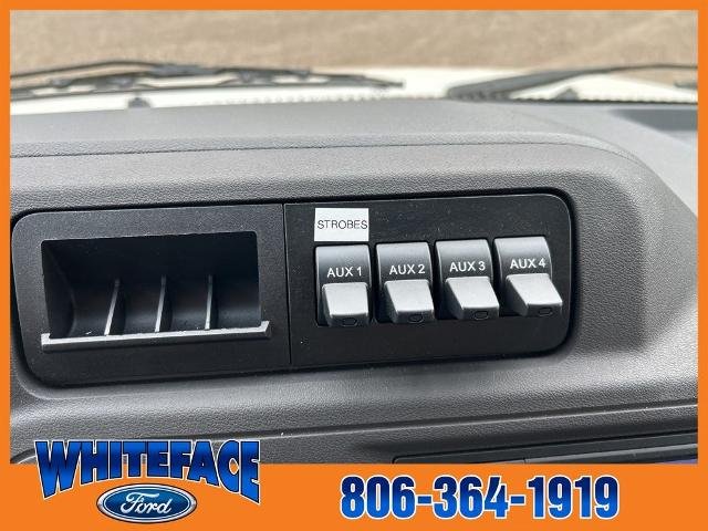 New 2025 Oxford White Ford Base image 64