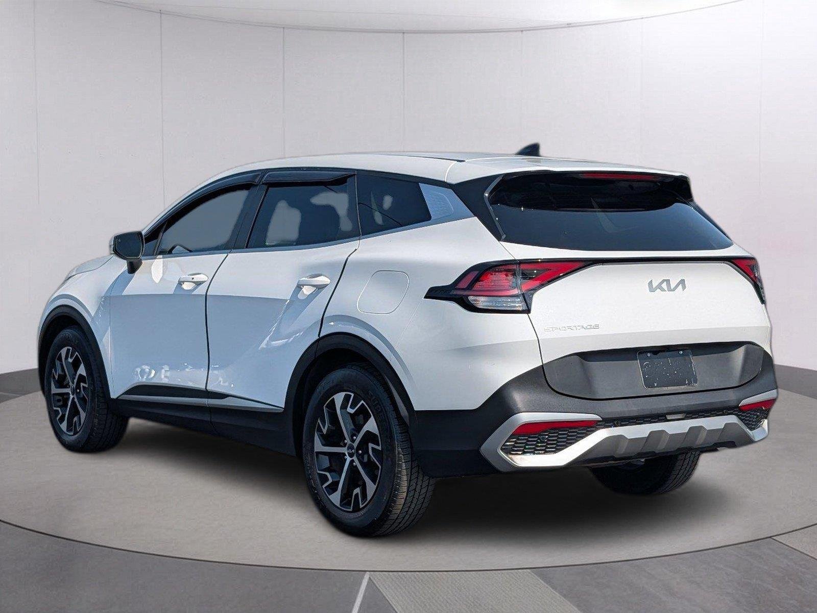Used 2023 Glacial White Pearl Kia EX image 3