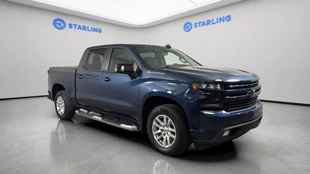 Used 2020 NORTHSKY BLUE METALLIC Chevrolet RST image 14