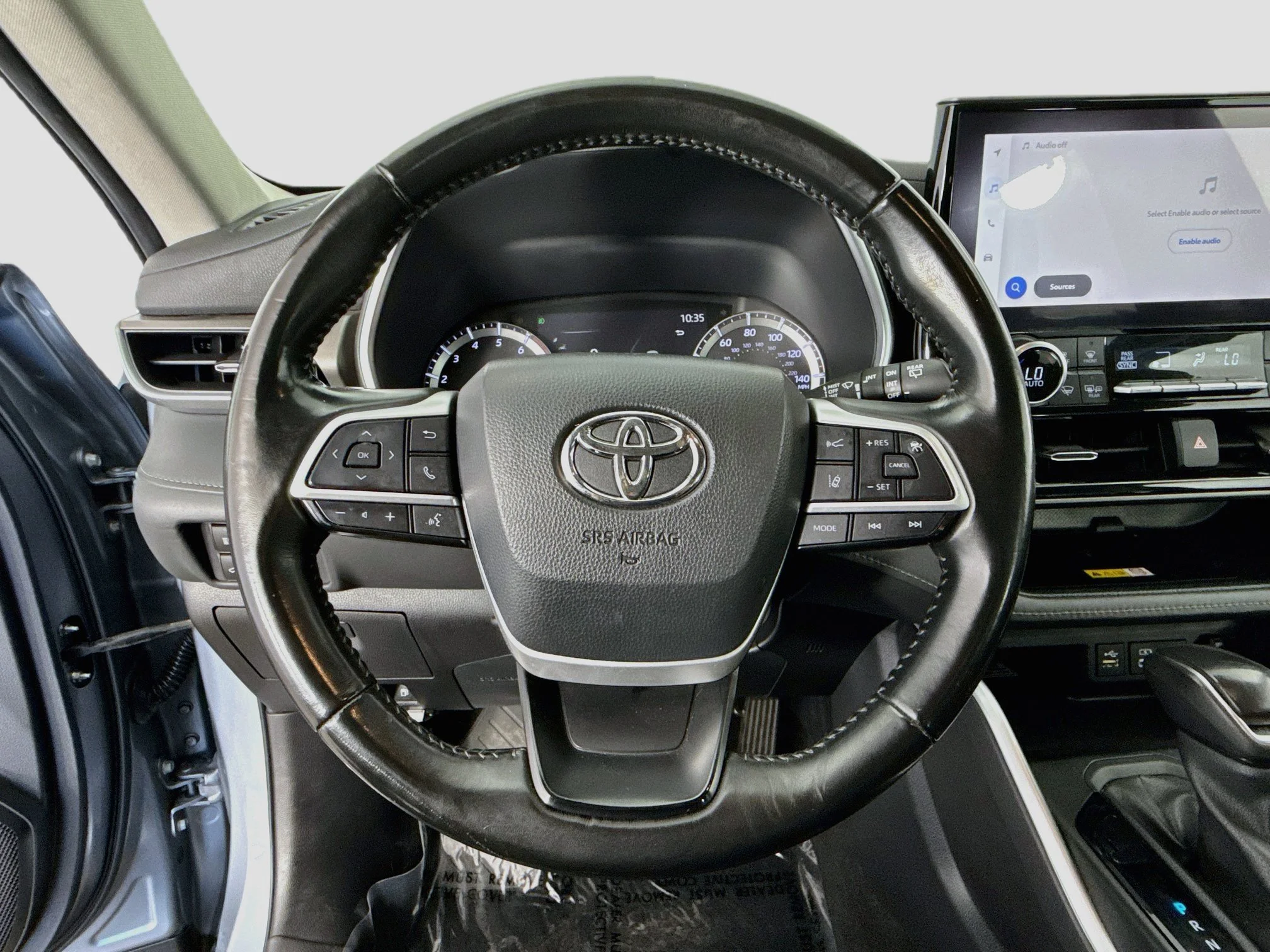 Used 2023 Gray Toyota L image 13