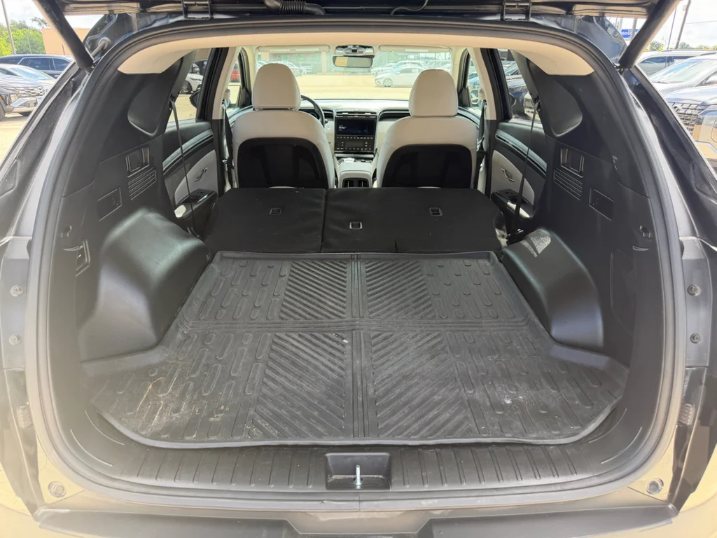 Used 2024 Black Pearl Hyundai Limited image 31