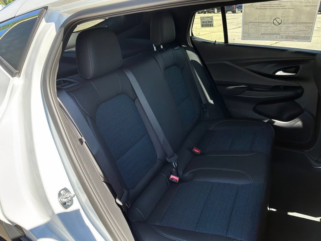 New 2026 Summit White Buick Preferred image 33
