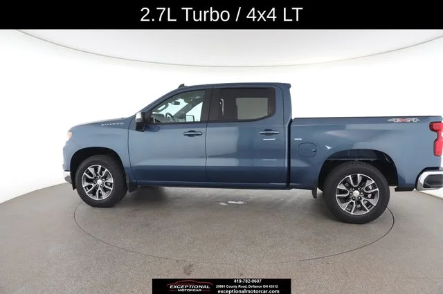 Used 2024 Blue Chevrolet LT image 8