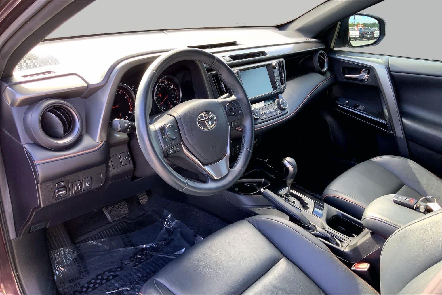 Used 2017 Black Currant Metallic Toyota SE image 17
