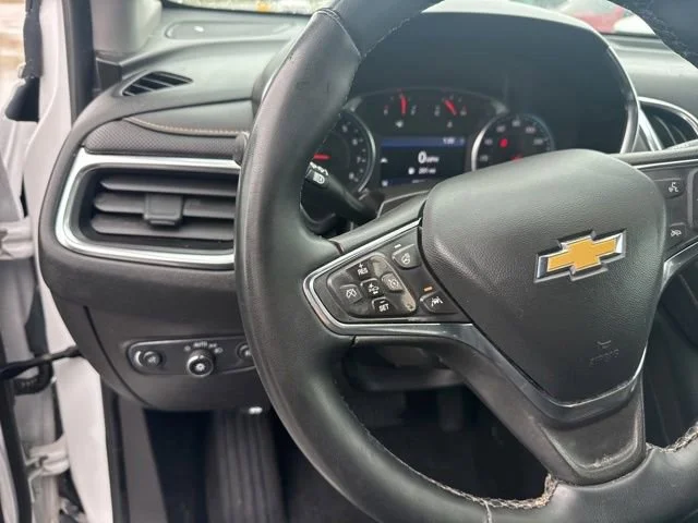 Used 2024 Summit White Chevrolet Premier image 16