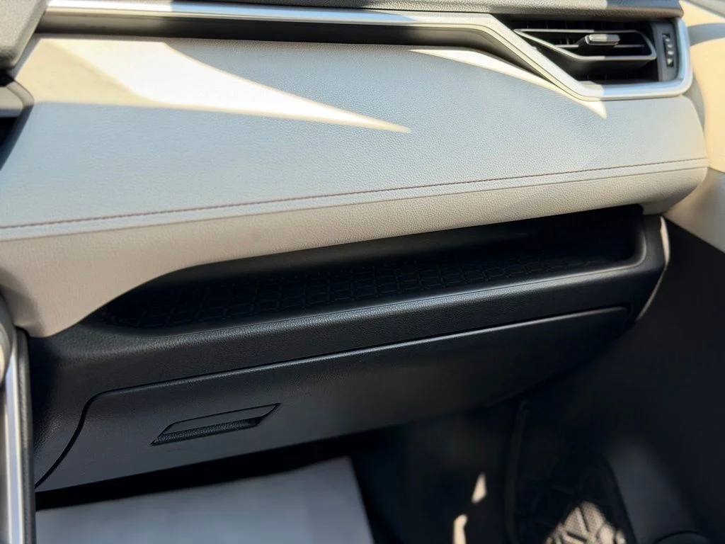 Used 2019 Gray Toyota XLE image 24