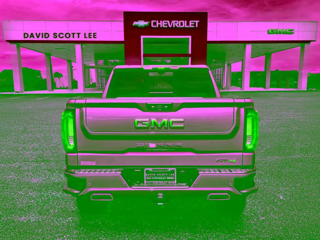 Used 2025 Sterling Metallic GMC AT4 image 12