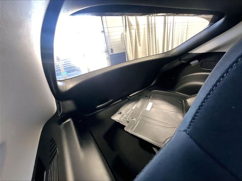 Used 2024 Blue Hyundai SE image 17