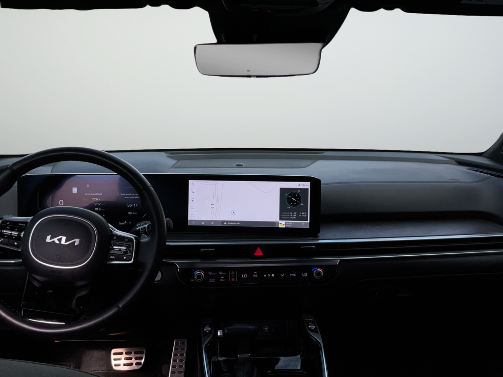 Used 2024 Black Kia X-Pro SX Prestige image 9