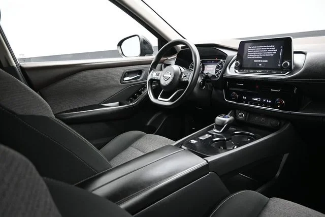 Used 2022 Black Nissan SV image 17