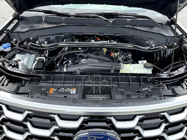 New 2026 Agate Black Metallic Ford Platinum™ image 48