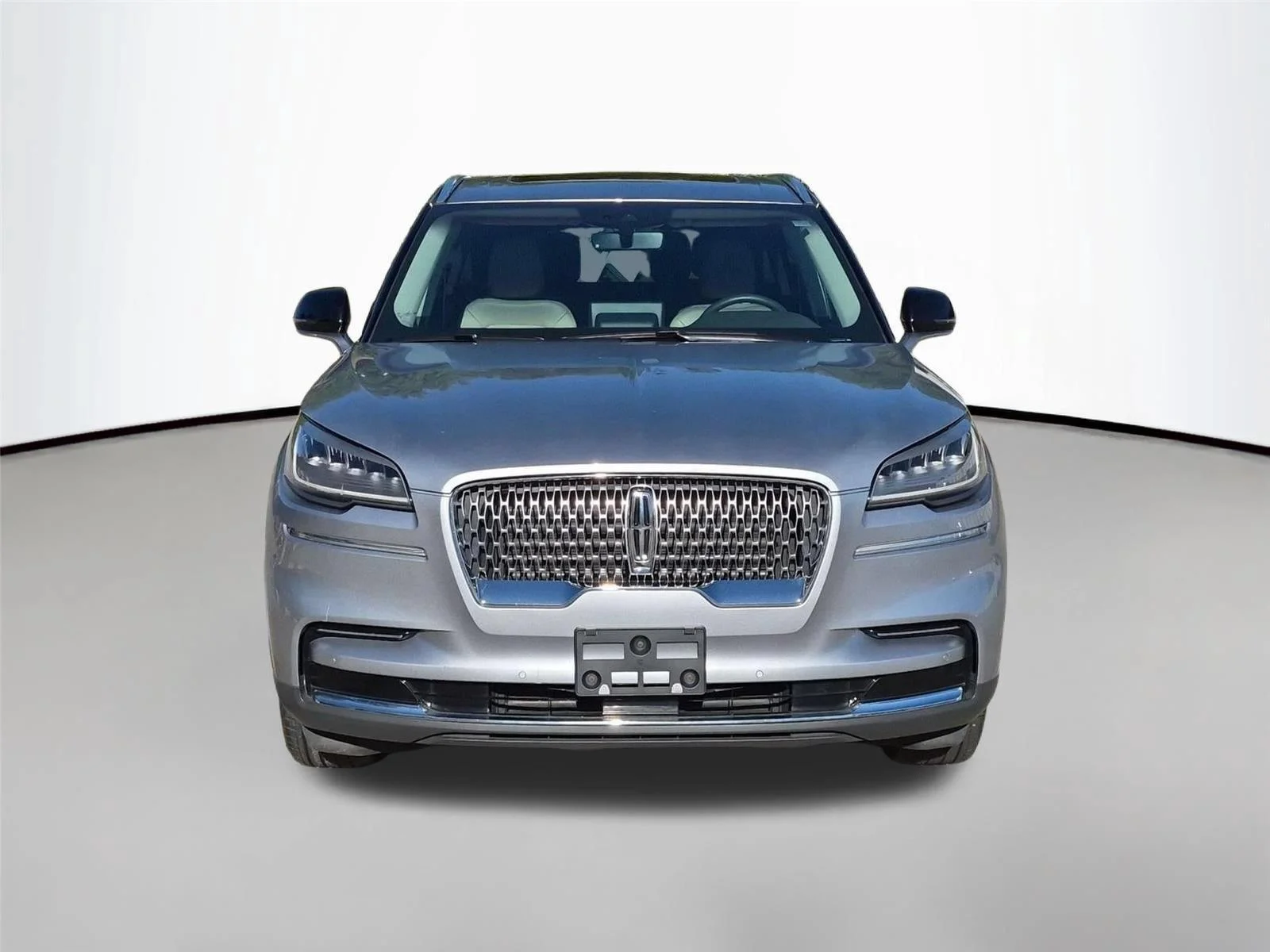 Used 2023 Silver Radiance Metallic Clearcoat Lincoln Standard image 8