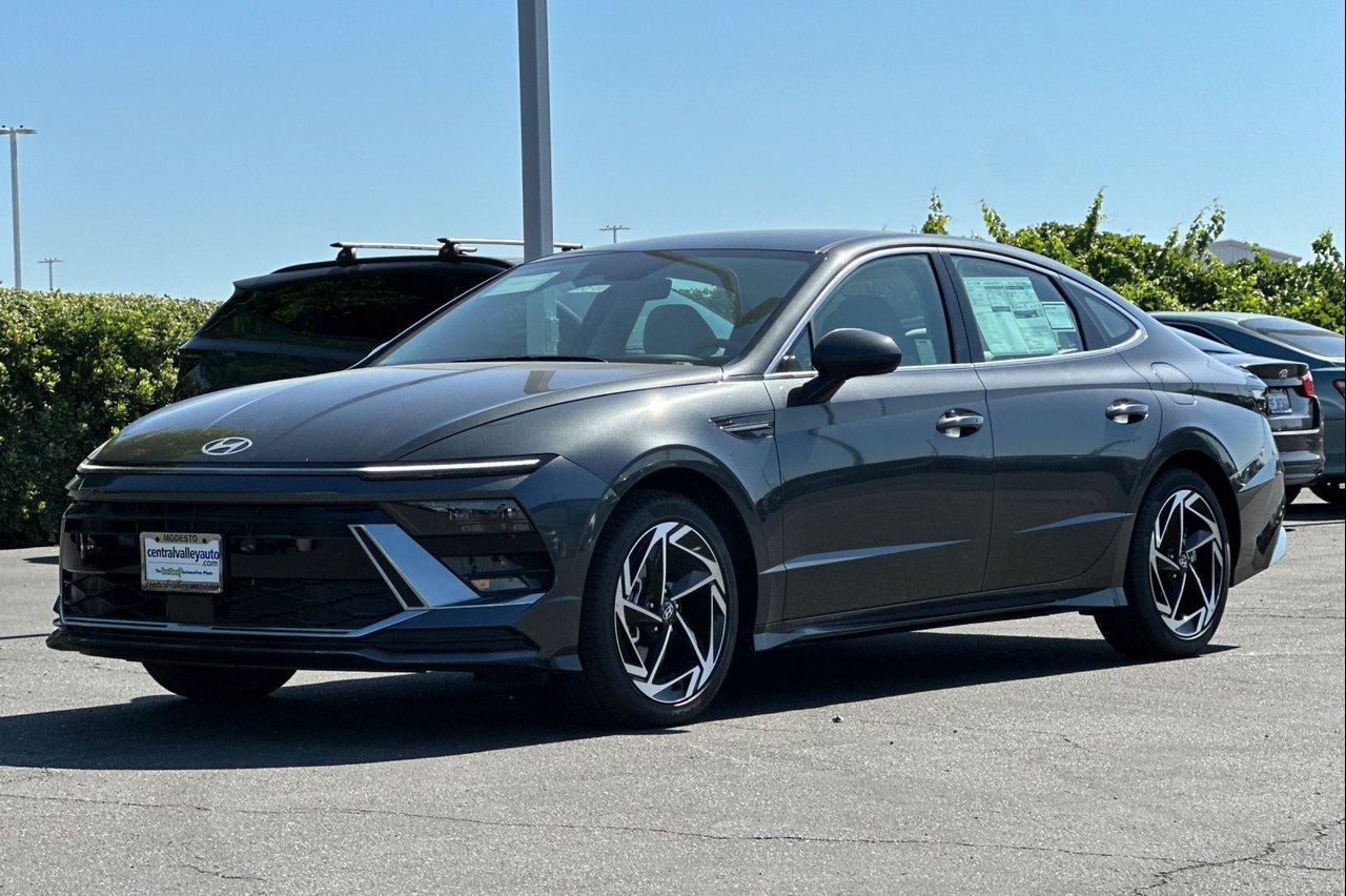 New 2026 Portofino Gray Hyundai SEL Sport image 8
