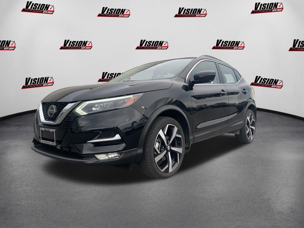 2022 Nissan Rogue Sport SL AWD's photo