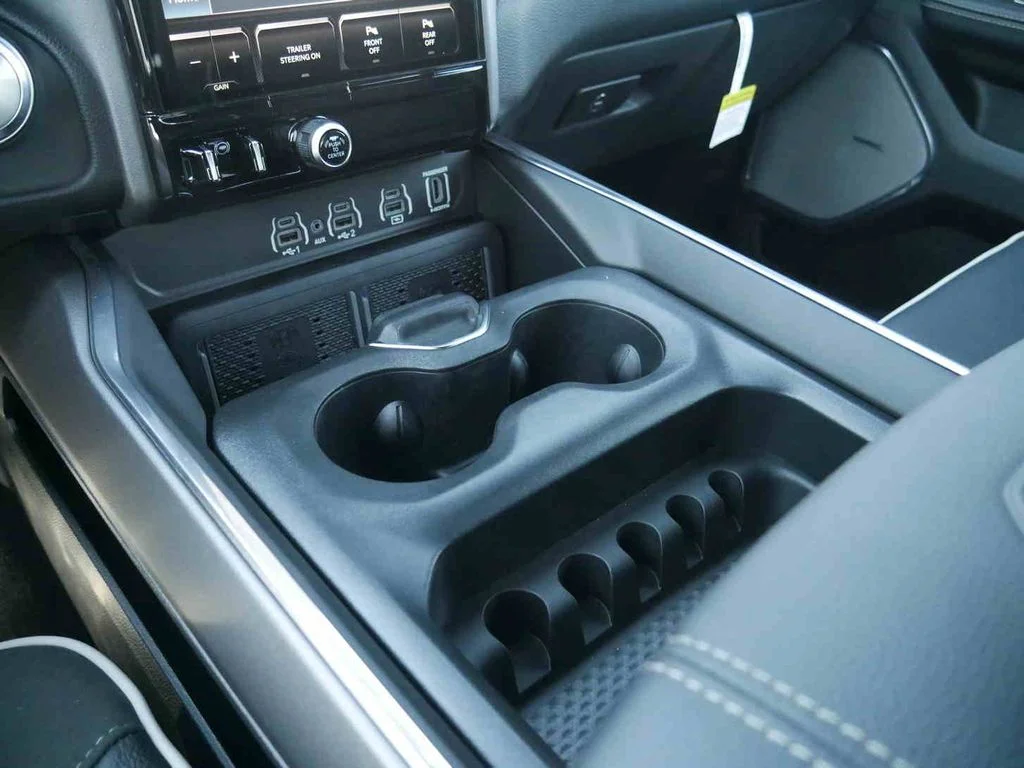 2026 RAM 1500 Laramie - Photo 40