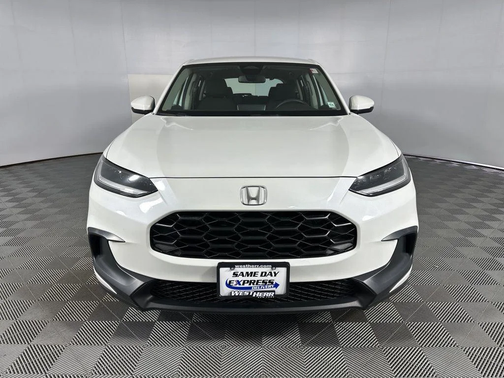 Used 2024 Platinum White Pearl Honda LX image 14