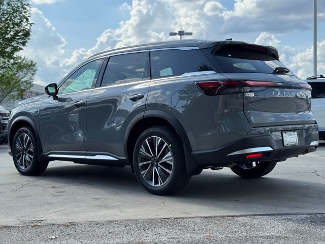 New 2026 HARBOR GRAY INFINITI Luxe AWD image 5