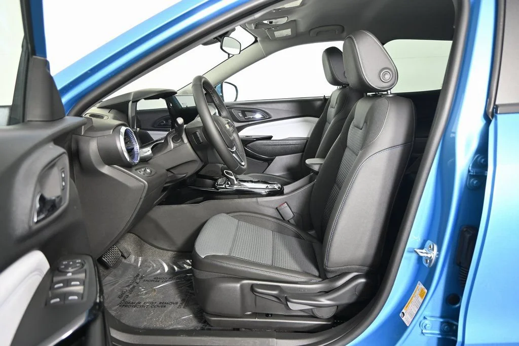 2026 Chevrolet Trax LT - Photo 19