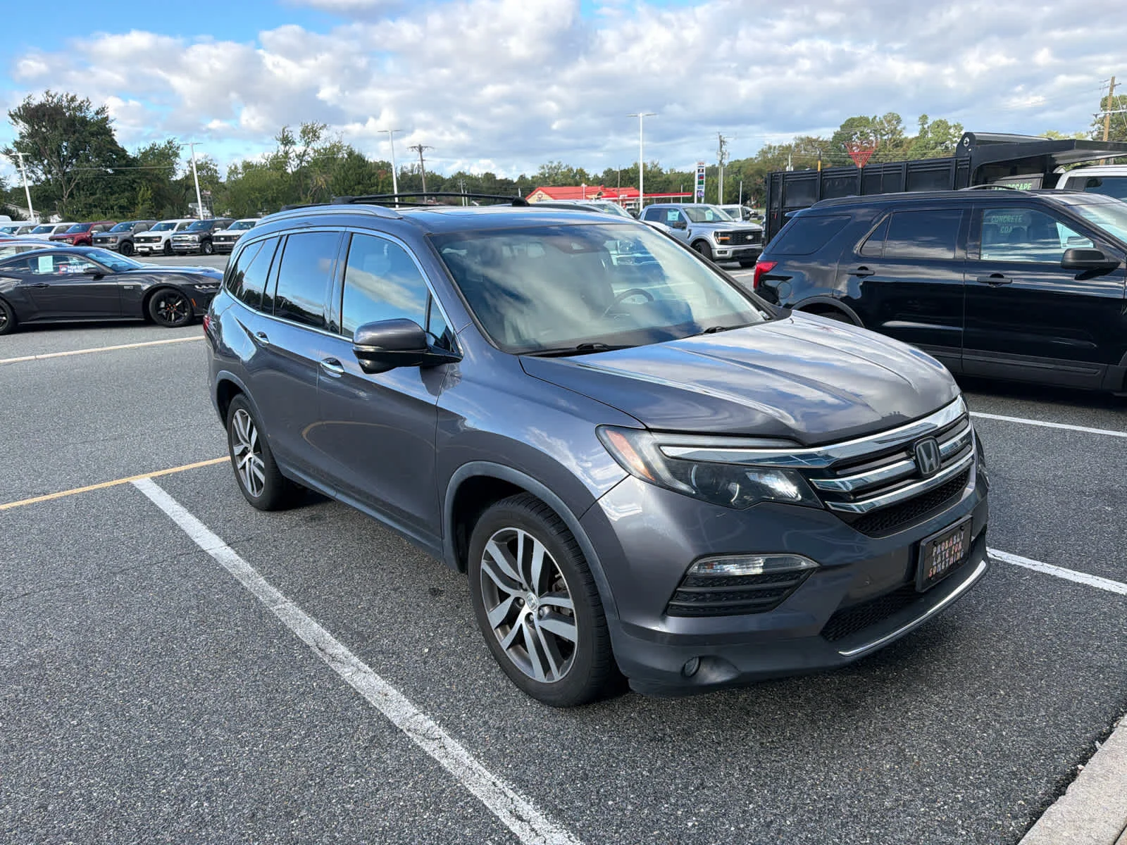Used 2016 Modern Steel Metallic Honda Touring image 1