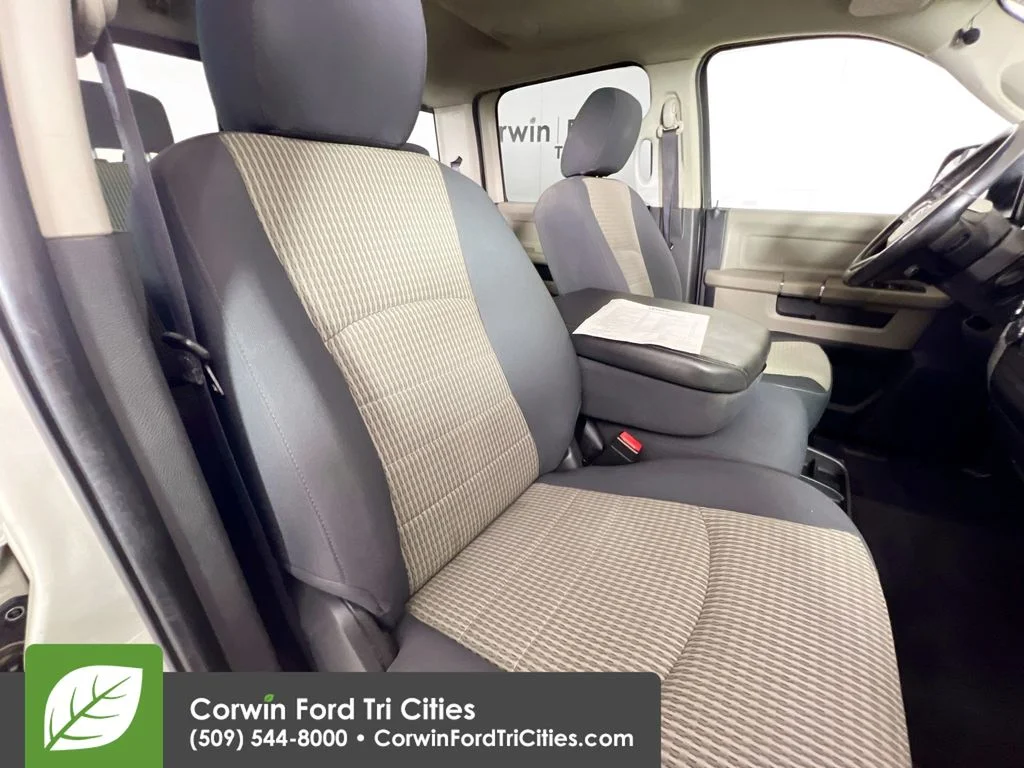 Used 2010 Gray Ram SLT image 17