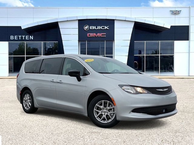 2024 Chrysler Voyager LX