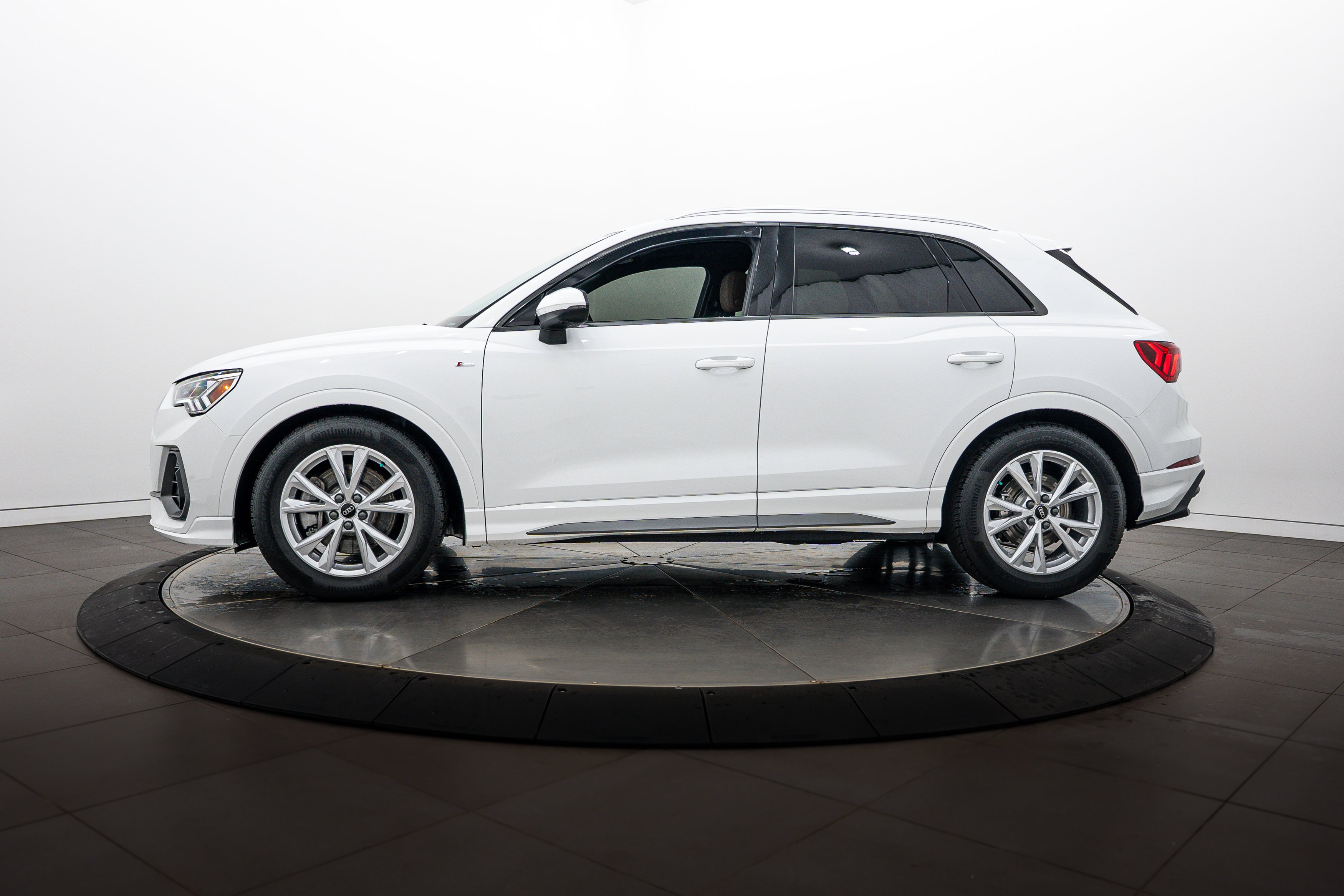 Used 2023 Summit White Chevrolet Premier image 7
