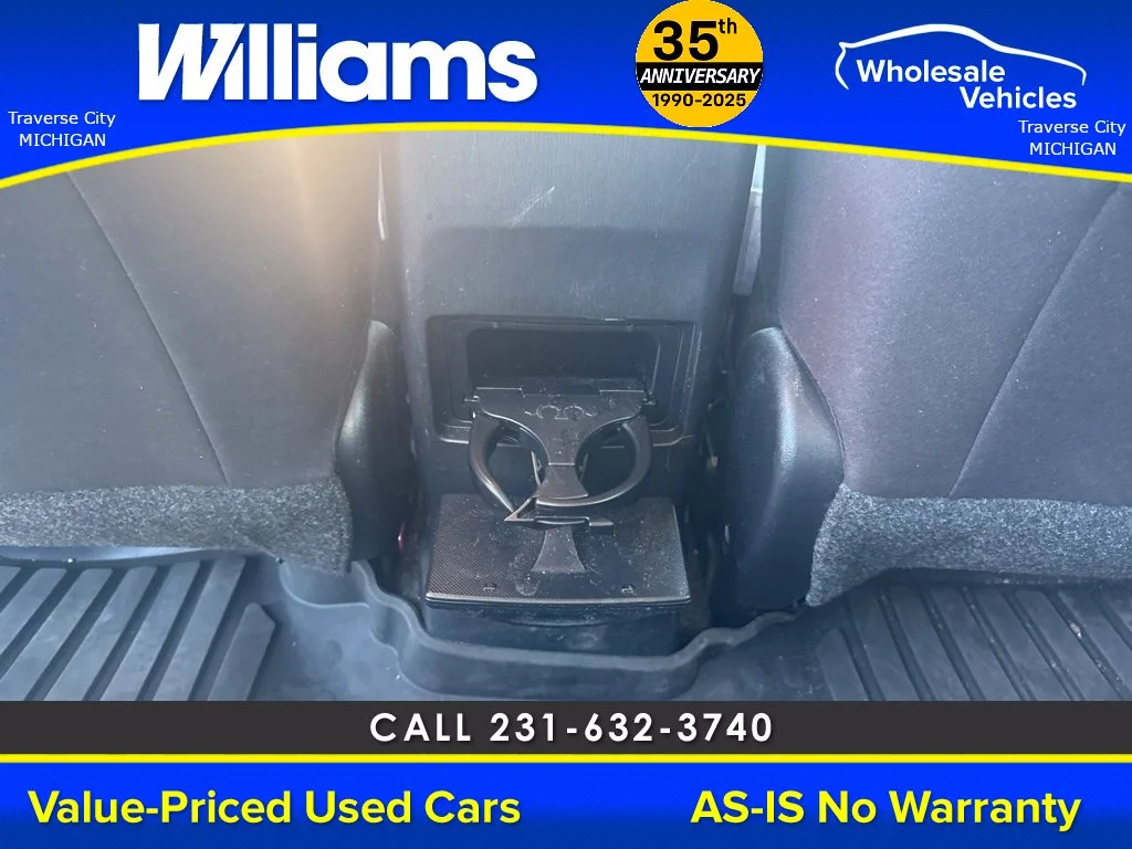 Used 2017 Aqua Toyota Three image 34
