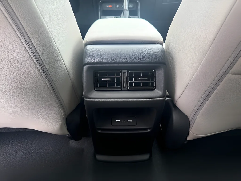 New 2026 Platinum White Pearl Honda EX-L image 12