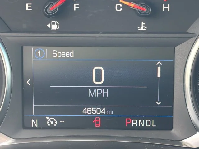 Used 2024 Lakeshore Blue Metallic Chevrolet LT image 18