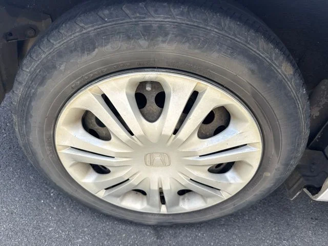 Used 2011 Gray Honda LX image 7