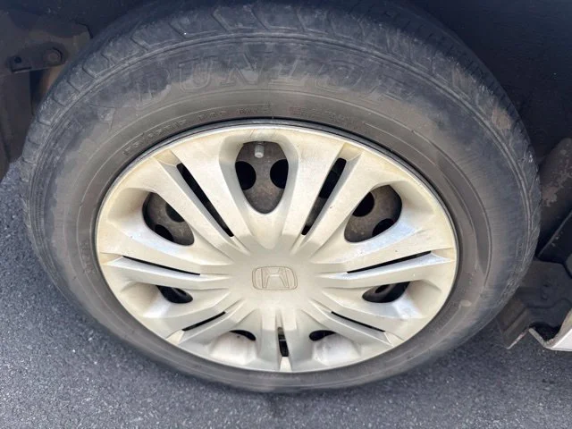 Used 2011 Gray Honda LX image 7