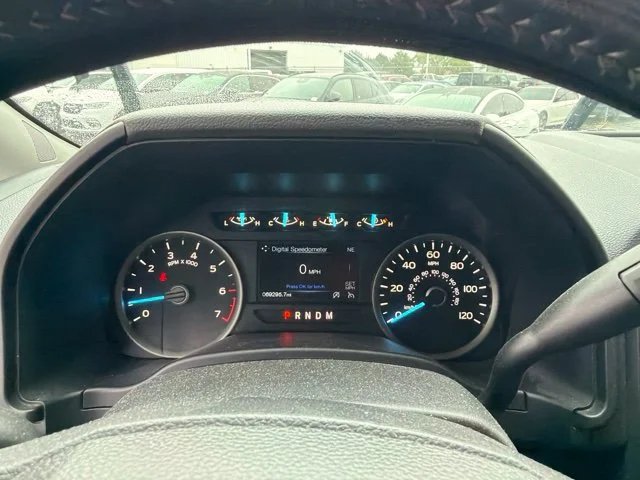 Used 2018 Blue Ford XLT image 11