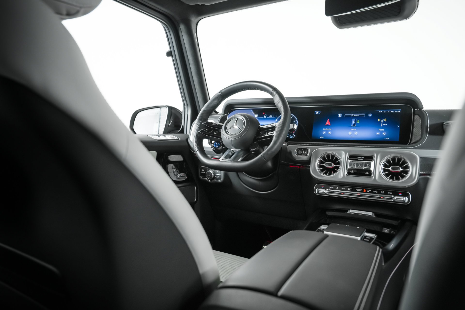 Used 2025  Mercedes-Benz G 63 AMG® image 34