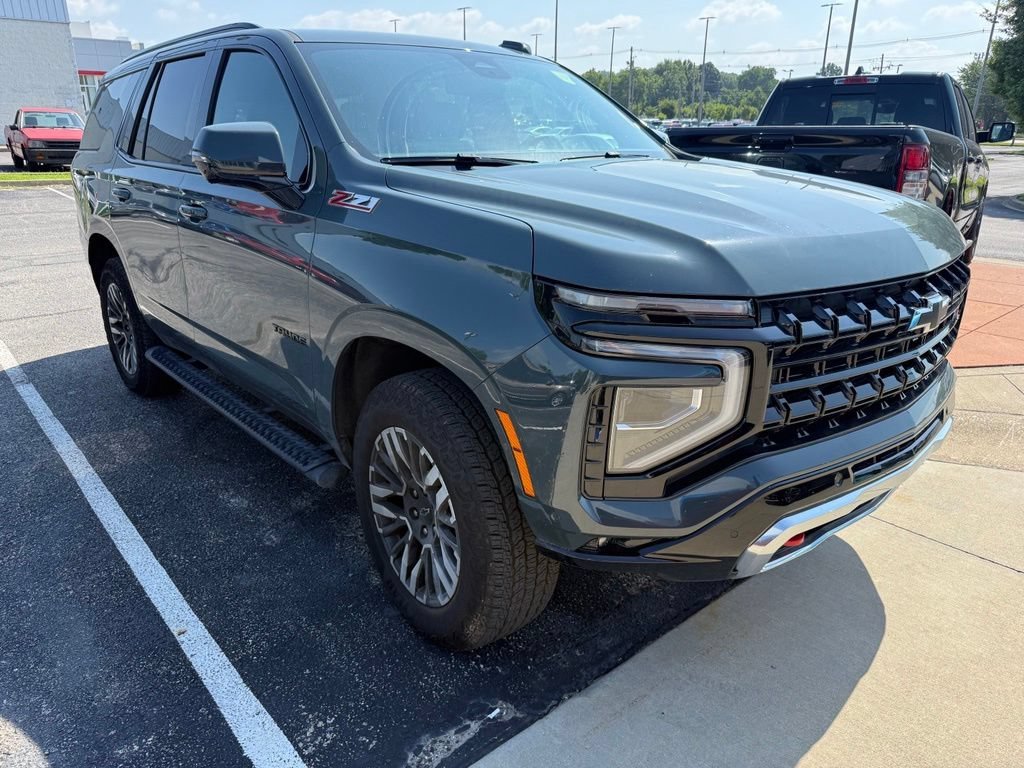 Used 2025 Cypress Gray Chevrolet Z71 image 3